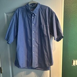 Tommy Hilfiger blue and white striped shorts sleeve dress shirt